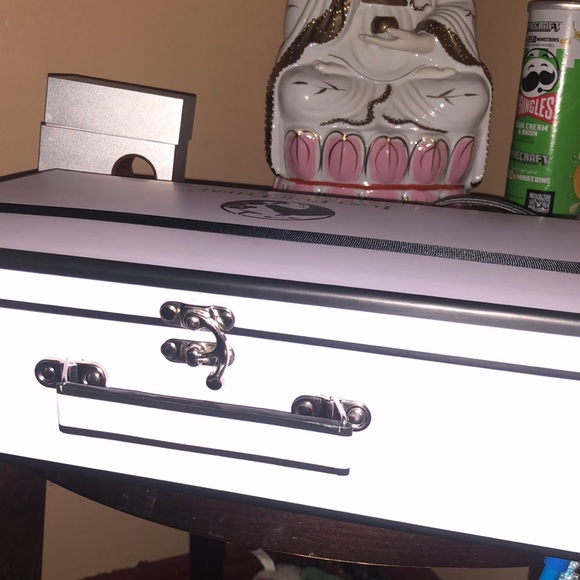 Just Fur Them Pet Urn with Photo - Pet Memorial Gifts I Dog Urn | Cat Urn - Picture 13 of 13